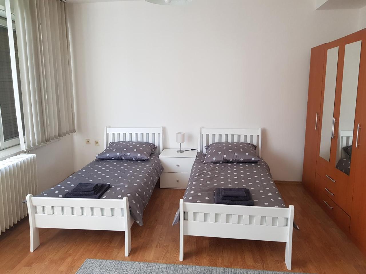 Sara Apartment 巴尼西卢卡 外观 照片